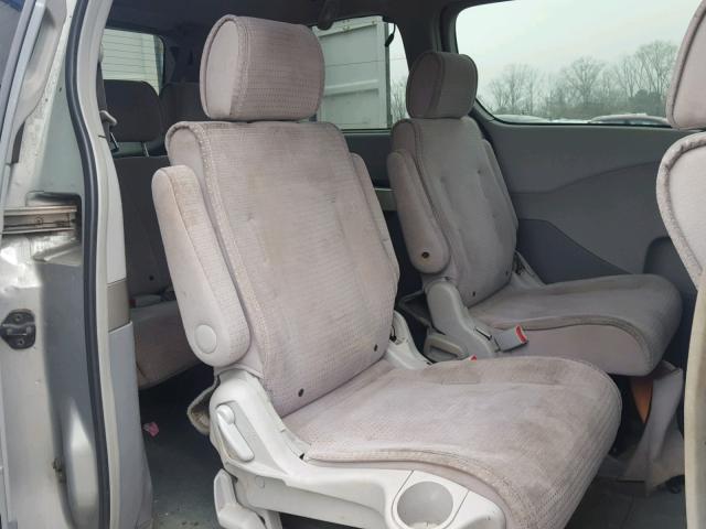 5N1BV28U56N125998 - 2006 NISSAN QUEST S GRAY photo 6