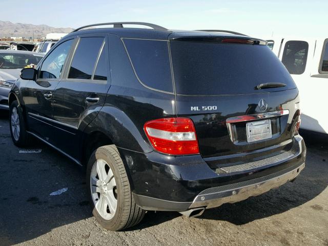 4JGBB75E86A069145 - 2006 MERCEDES-BENZ ML 500 BLACK photo 3