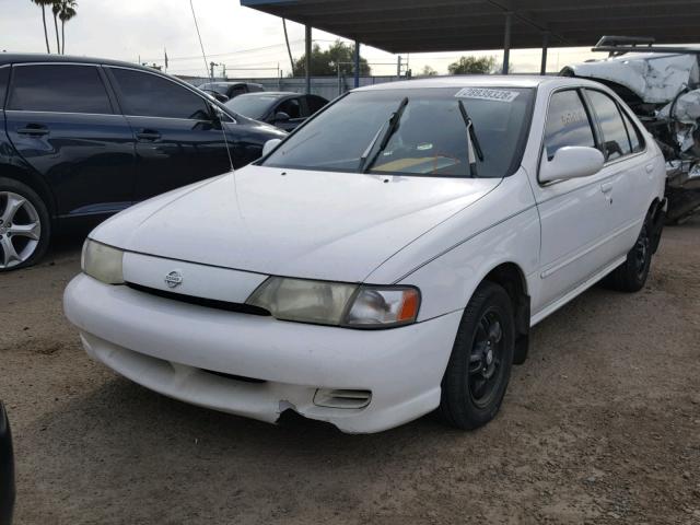 3N1AB41D4XL092351 - 1999 NISSAN SENTRA BAS WHITE photo 2