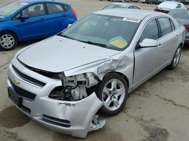 1G1ZH57B29F182274 - 2009 CHEVROLET MALIBU 1LT SILVER photo 2