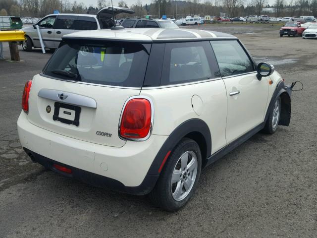 WMWXM5C54F3B34539 - 2015 MINI COOPER WHITE photo 4