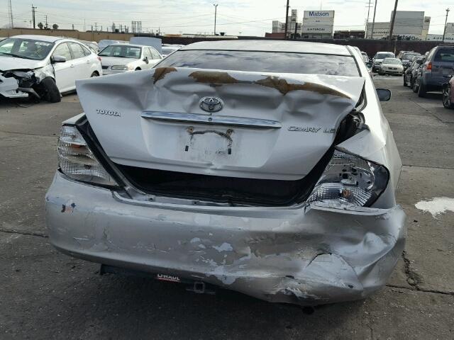 4T1BE32K53U683106 - 2003 TOYOTA CAMRY LE SILVER photo 9