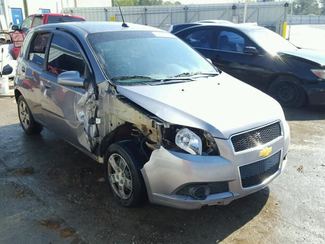 KL1TD66EX9B628874 - 2009 CHEVROLET AVEO LS GRAY photo 1