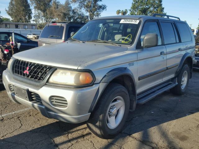 JA4LS21H61P010364 - 2001 MITSUBISHI MONTERO SP GRAY photo 2