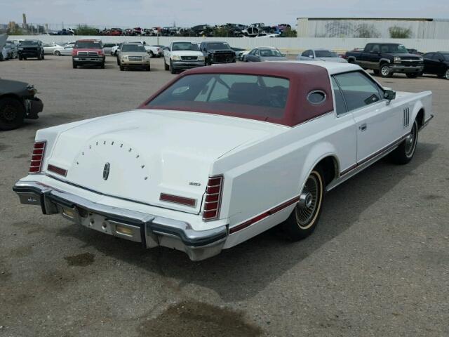 7Y89S812596 - 1977 LINCOLN MARK V WHITE photo 4