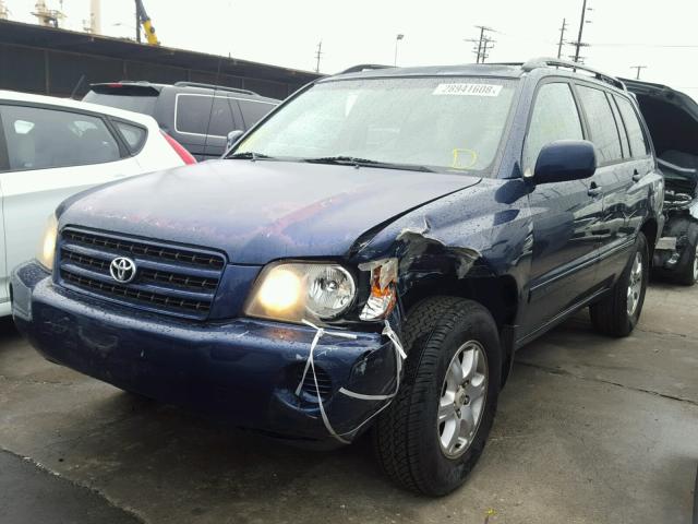 JTEGD21A520021057 - 2002 TOYOTA HIGHLANDER BLUE photo 2