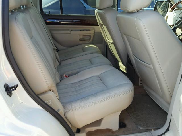 5LMEU68H14ZJ28037 - 2004 LINCOLN AVIATOR 白色 照片 6