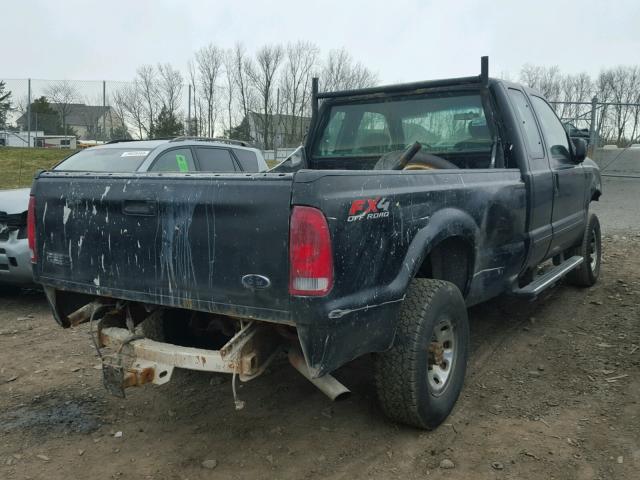 1FTNX21L04EA08128 - 2004 FORD F250 SUPER BLACK photo 4