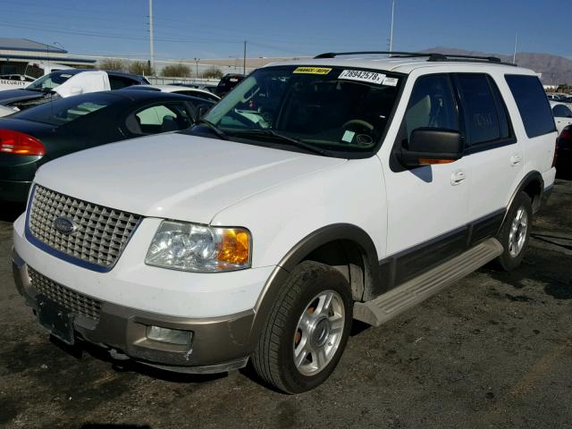 1FMFU18LX4LB89808 - 2004 FORD EXPEDITION WHITE photo 2