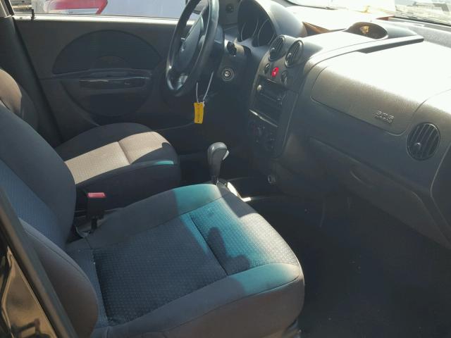 KL1TD66678B112351 - 2008 CHEVROLET AVEO BASE Czarny zdjęcie 5