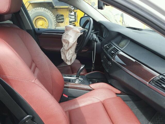 5UXFG2C53BLX05027 - 2011 BMW X6 XDRIVE3 SILVER photo 5