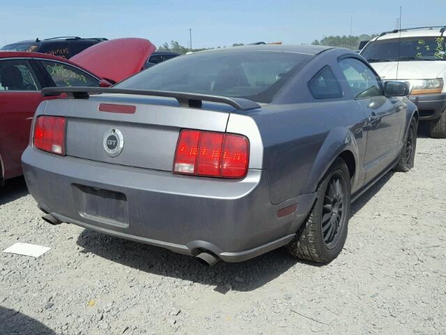 1ZVFT80N165106185 - 2006 FORD MUSTANG GRAY photo 4