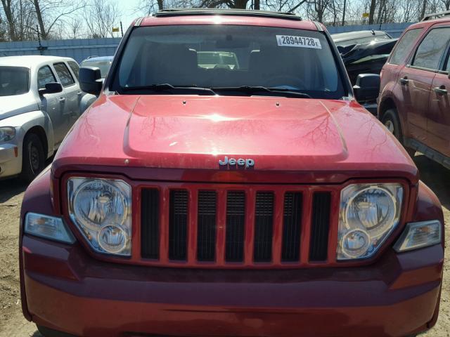 1J8GN28K38W233602 - 2008 JEEP LIBERTY SP RED photo 9