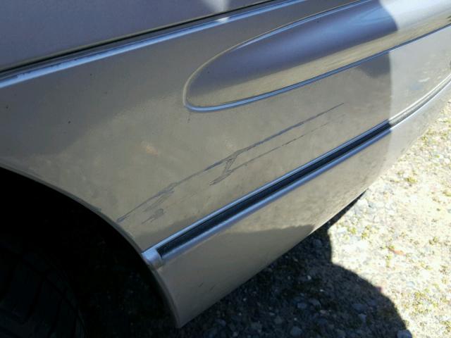 2G4WB55K611175642 - 2001 BUICK REGAL LS 银色 照片 9