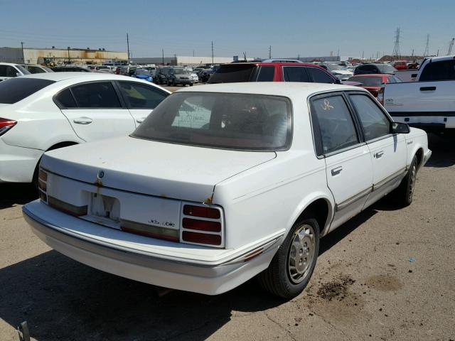 1G3AG54N6P6440279 - 1993 OLDSMOBILE CUTLASS CI WHITE photo 4