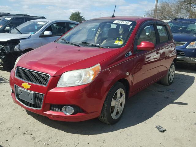 KL1TG66E19B627121 - 2009 CHEVROLET AVEO LT RED photo 2