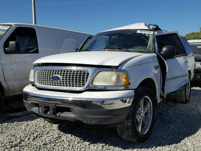 1FMRU15W21LB77529 - 2001 FORD EXPEDITION WHITE photo 2