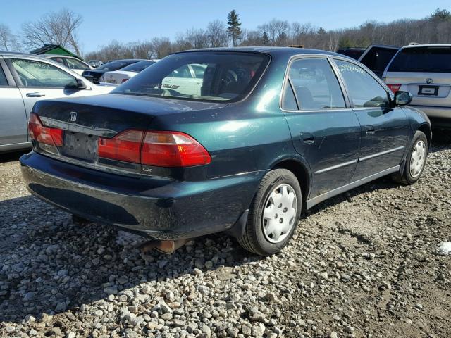 1HGCG6657YA018839 - 2000 HONDA ACCORD LX GREEN photo 4