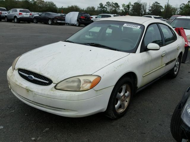 1FAFP55U0YA228137 - 2000 FORD TAURUS SES WHITE photo 2