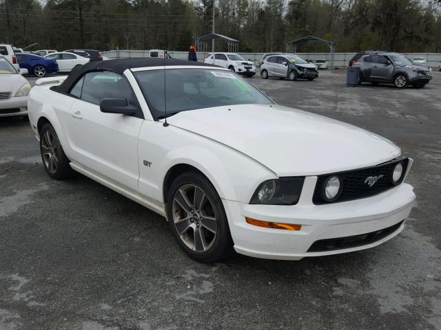 1ZVHT85H385147299 - 2008 FORD MUSTANG GT WHITE photo 1