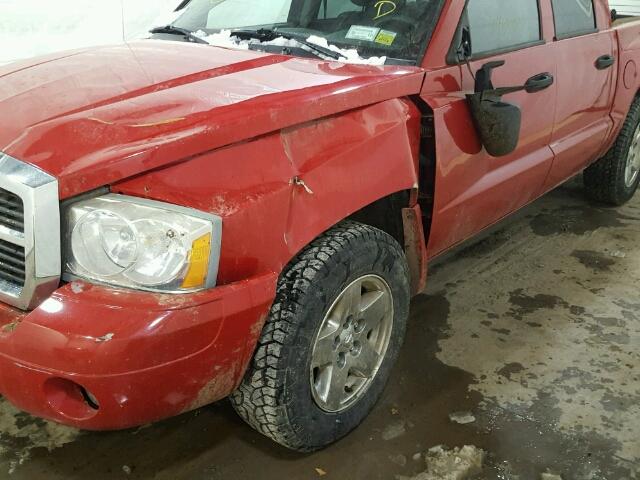 1D7HW48K06S516537 - 2006 DODGE DAKOTA QUA RED photo 9