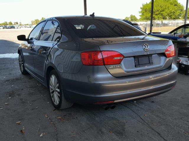 3VWL07AJ0EM387986 - 2014 VOLKSWAGEN JETTA SEL GRAY photo 3