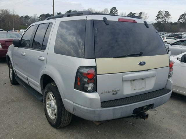 1FMZU73E52UC21659 - 2002 FORD EXPLORER X SILVER photo 3