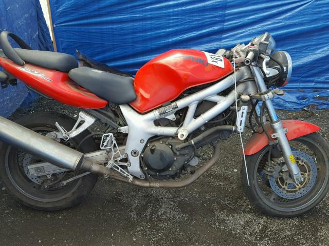 JS1VP52A1Y2101112 - 2000 SUZUKI SV650 RED photo 9