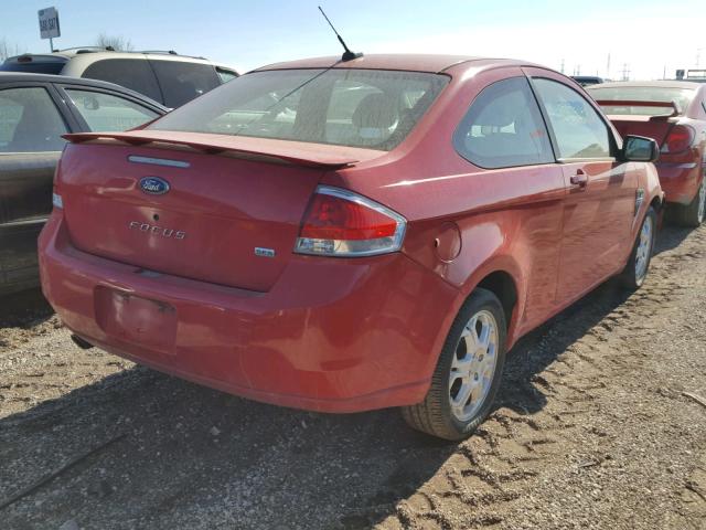 1FAHP33N28W140279 - 2008 FORD FOCUS SE RED photo 4