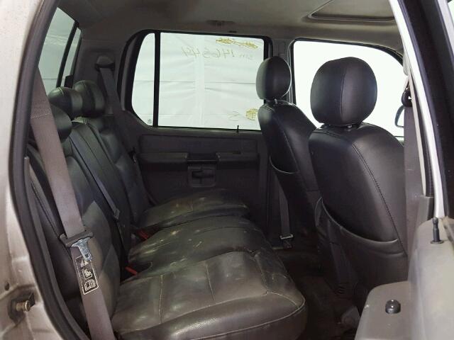 1FMDU77K04UA83641 - 2004 FORD EXPLORER S SILVER photo 6