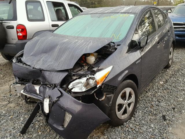 JTDKN3DU2D1710025 - 2013 TOYOTA PRIUS GRAY photo 2