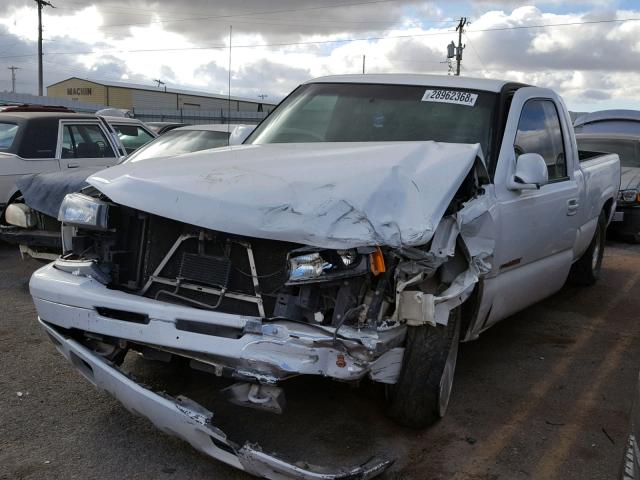 1GCEC19TX6Z163386 - 2006 CHEVROLET SILVERADO WHITE photo 2