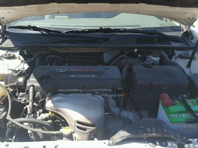 4T1BE32K44U359078 - 2004 TOYOTA CAMRY LE 白色 照片 7