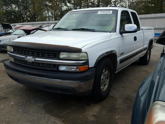 2GCEC19V1Y1212780 - 2000 CHEVROLET SILVERADO WHITE photo 2