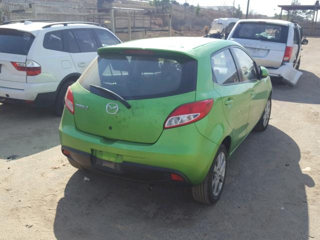 JM1DE1HY5B0114050 - 2011 MAZDA MAZDA2 GREEN photo 4