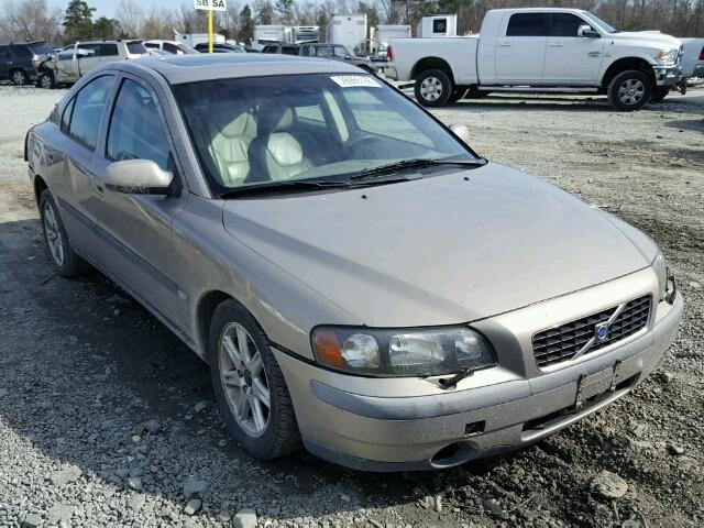 YV1RS61R322188032 - 2002 VOLVO S60 GOLD photo 1