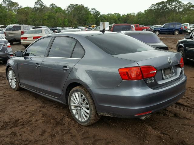 3VWLX7AJ9BM372054 - 2011 VOLKSWAGEN JETTA SEL GRAY photo 3