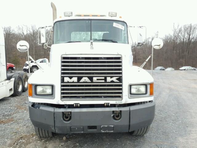 1M2AA12Y2PW020666 - 1993 MACK 600 CH600 WHITE photo 9