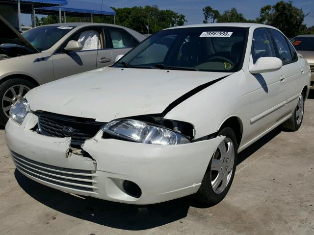 3N1CB51D3YL327953 - 2000 NISSAN SENTRA BAS WHITE photo 2