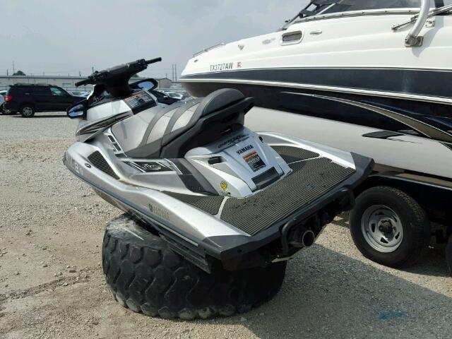 YAMA3022J415 - 2014 YAMAHA MARINE SILVER photo 3