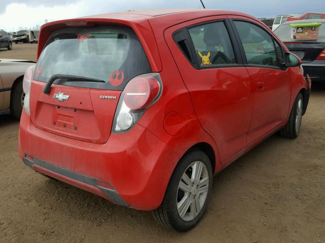 KL8CD6S9XEC444629 - 2014 CHEVROLET SPARK 1LT RED photo 4