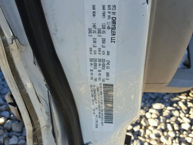 2D8HN44E39R584268 - 2009 DODGE GRAND CARA WHITE photo 10