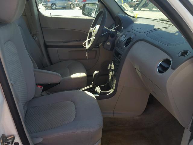 3GNBAAFW2BS536684 - 2011 CHEVROLET HHR LS WHITE photo 5