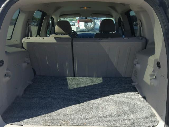 3GNBAAFW2BS536684 - 2011 CHEVROLET HHR LS WHITE photo 9