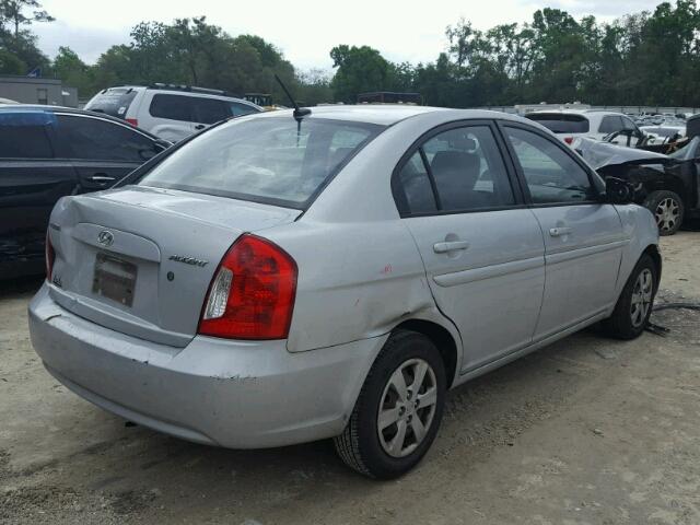 KMHCN4AC4BU608027 - 2011 HYUNDAI ACCENT GLS SILVER photo 4