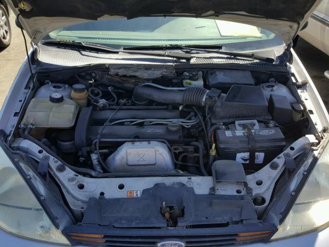 1FAFP36381W279775 - 2001 FORD FOCUS SE SILVER photo 7