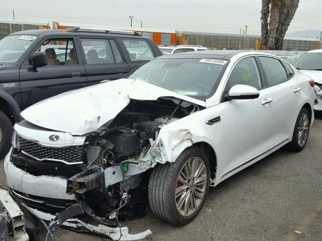 5XXGV4L2XGG087712 - 2016 KIA OPTIMA SXL WHITE photo 2