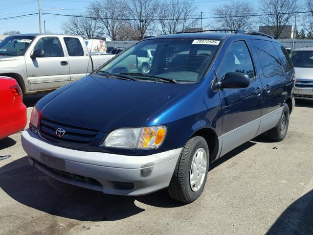 4T3ZF13C13U528714 - 2003 TOYOTA SIENNA LE BLUE photo 2