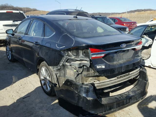 3FA6P0LU5HR216531 - 2017 FORD FUSION SE BLACK photo 3