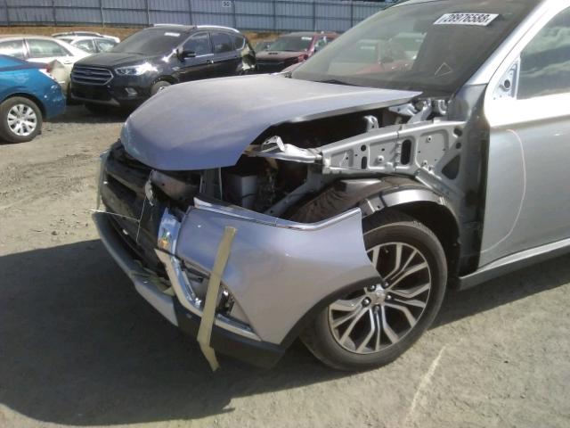 JA4AD3A34GZ010744 - 2016 MITSUBISHI OUTLANDER SILVER photo 9